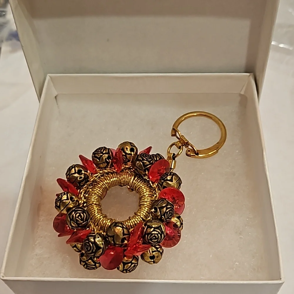 VINTAGE PINK GOLD 3 LAYERS‎ BEADED WITH FLOWERS KEYCHAIN